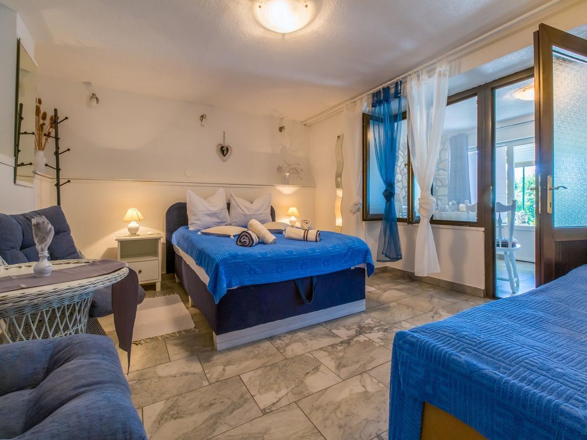 Apartments Susanne Novi Vinodolski Eksteriør bilde